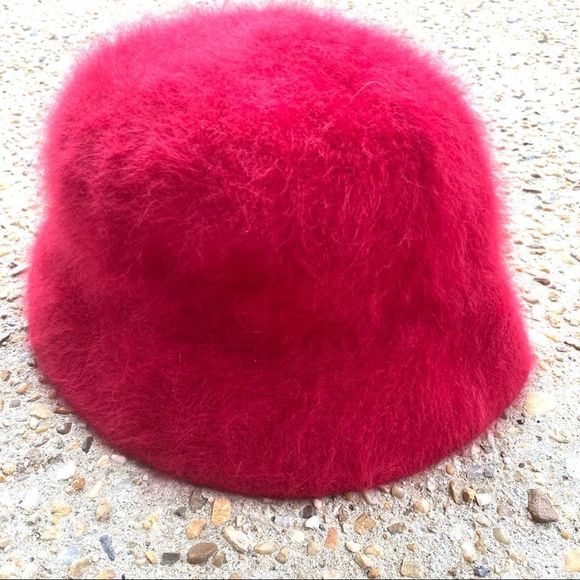 Arlin Angora Blend Red Hat - Picture 3 of 7